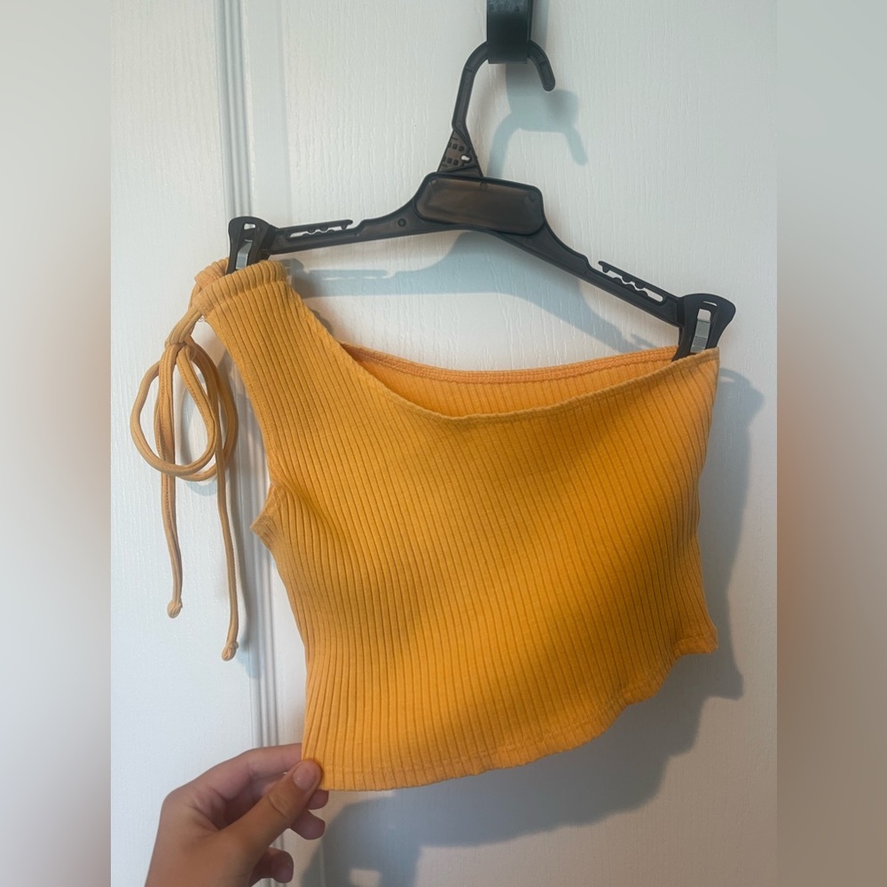 Aerie Women’s Size Small One Shoulder Sleeve Crop Top Yellow Orange.